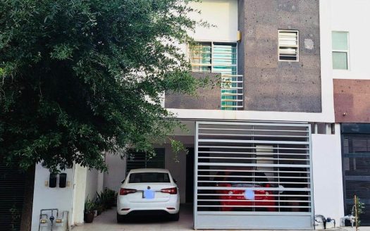 Casa en venta Residencial de la Sierra