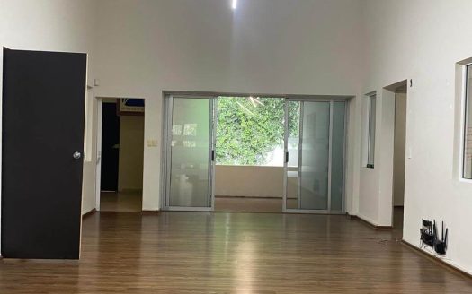 RENTA, OFICINA EN SAN PEDRO GARZA GARCIA, LOMAS DEL VALLE