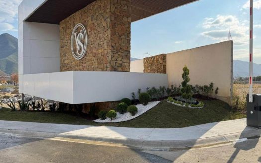 Clone: TERRENO RESIDENCIAL EN VENTA, EL BARRIAL SANTIAGO.