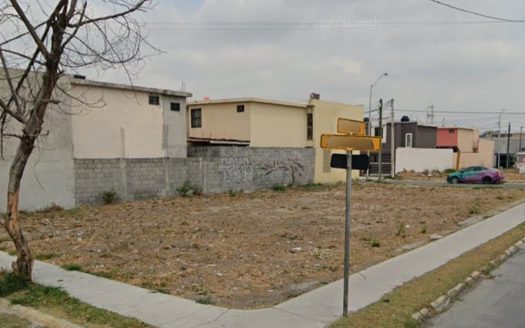 Terreno comercial en renta en avenida Palmas, Apodaca