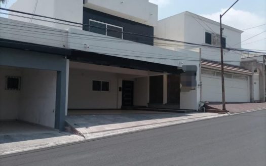 Casa en venta en Colinas de San Jerónimo, Monterrey