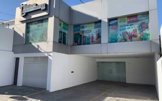 Local comercial en Valle de Santa Engracia, San Pedro Garza Garcia