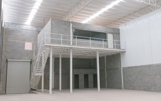 Bodega en Renta La Puerta Santa Catarina