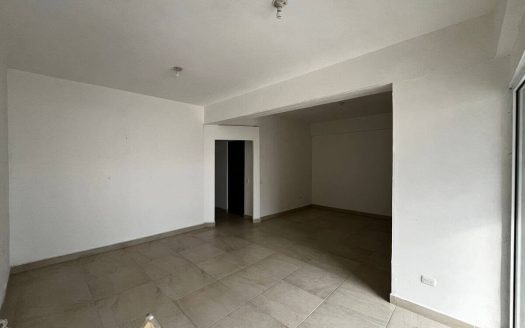 Local en renta en Cumbres 4 Sector