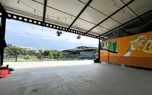 Local Comercial en Renta para Restaurante en Calzada del Valle