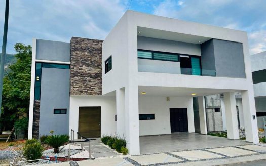 Casa en venta en Carretera Nacional