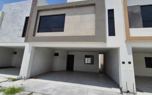 CASA EN VENTA EN VILLAS COLONIALES APODACA