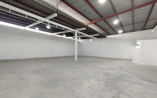 Bodega en renta Col Moctezuma Av Aztlan Poniente de Monterrey