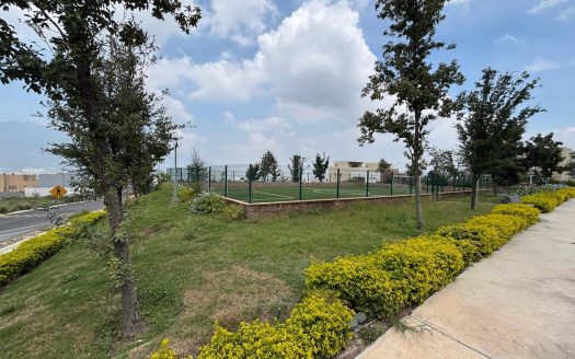 TERRENO EN VENTA DE 217 m2