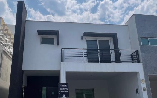Casa en renta Residencial la Escondida sur de Monterrey